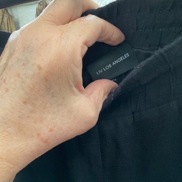 LIV LOS ANGELES Women’s Black Floral Embroidered Wide Leg Boho Style Pants - Picture 6 of 7